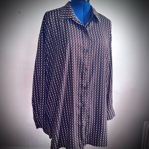NWT Banana Republic Geometrical Print
Long Sleeve Button down